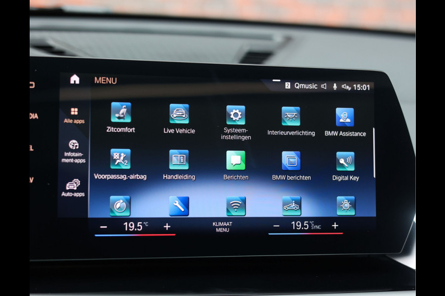 BMW X1 30e xDrive | Pano - Trekhaak - Camera