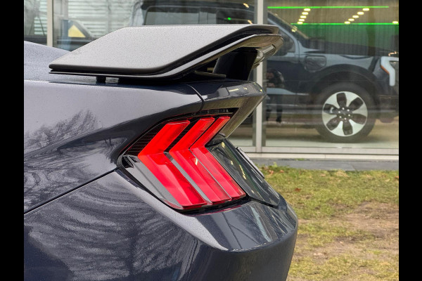 Ford Mustang Fastback GT 5.0 V8 Dark Horse Carbon B&O