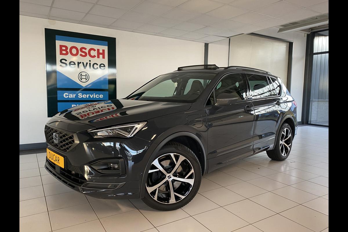 Seat Tarraco 1.4 TSI e-Hybrid PHEV FR Panoramadak / Trekhaak /Apple carplay-Android