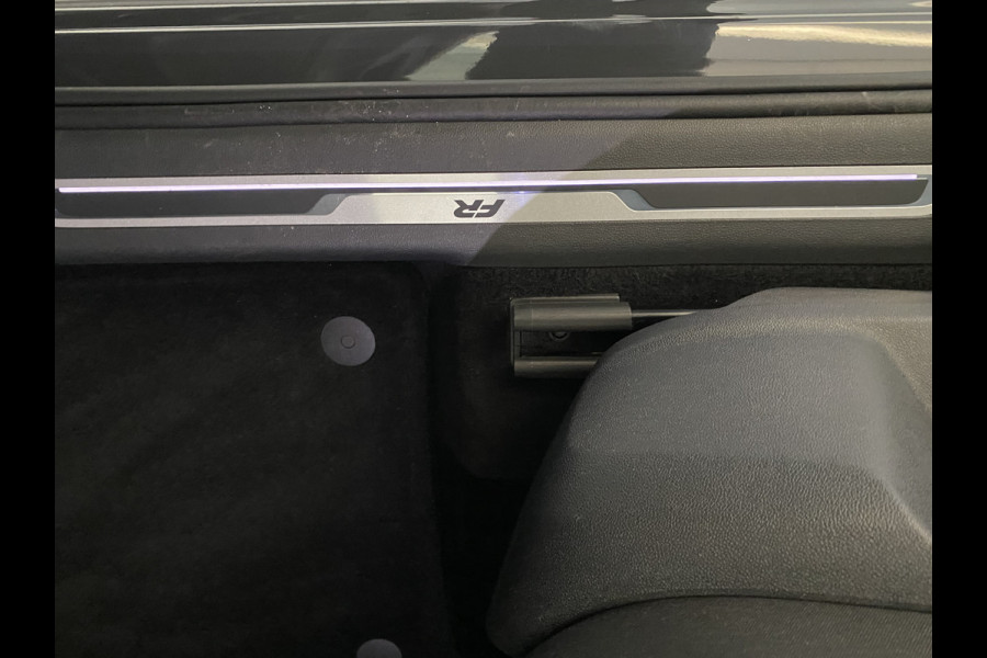 Seat Tarraco 1.4 TSI e-Hybrid PHEV FR Panoramadak / Trekhaak /Apple carplay-Android