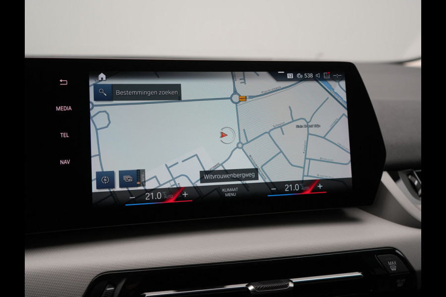 BMW 2 Serie Active Tourer 218i Executive 136pk Dealer O.H | Widescreen Navi | Camera | Voorstoelen Verwarmd | Apple Carplay | LED Koplampen | Navigatie | DAB | Cruise Control |