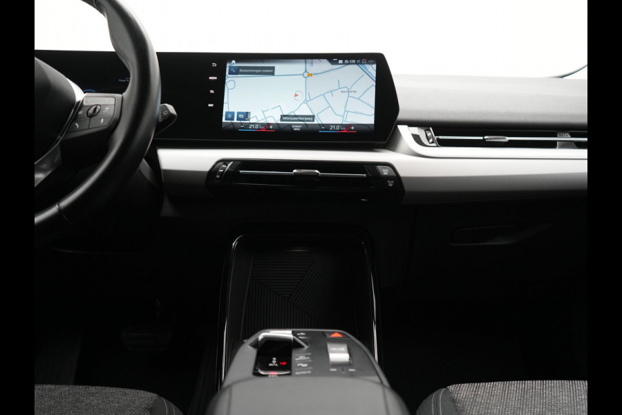 BMW 2 Serie Active Tourer 218i Executive 136pk Dealer O.H | Widescreen Navi | Camera | Voorstoelen Verwarmd | Apple Carplay | LED Koplampen | Navigatie | DAB | Cruise Control |