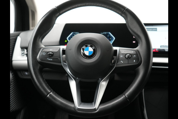 BMW 2 Serie Active Tourer 218i Executive 136pk Dealer O.H | Widescreen Navi | Camera | Voorstoelen Verwarmd | Apple Carplay | LED Koplampen | Navigatie | DAB | Cruise Control |