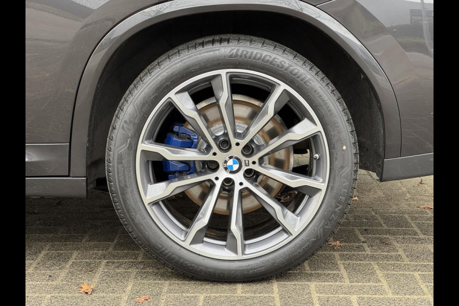 BMW X4 xDrive30i High Executive M Sport Pakket Automaat / Navigatie Professional / Panoramadak / Head-Up Display / Driving Assistant Plus / Innovation Pakket / Leder / M Sportremsysteem / Adaptief Onderstel / 20 Inch