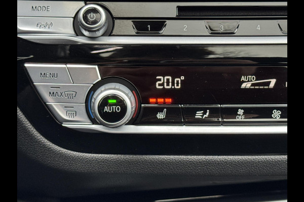 BMW X4 xDrive30i High Executive M Sport Pakket Automaat / Navigatie Professional / Panoramadak / Head-Up Display / Driving Assistant Plus / Innovation Pakket / Leder / M Sportremsysteem / Adaptief Onderstel / 20 Inch