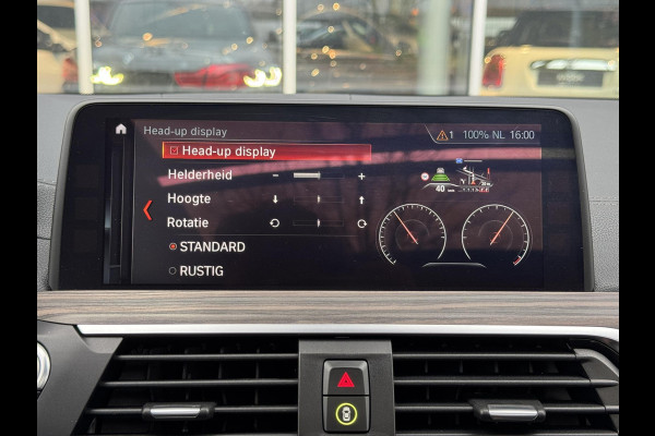 BMW X4 xDrive30i High Executive M Sport Pakket Automaat / Navigatie Professional / Panoramadak / Head-Up Display / Driving Assistant Plus / Innovation Pakket / Leder / M Sportremsysteem / Adaptief Onderstel / 20 Inch