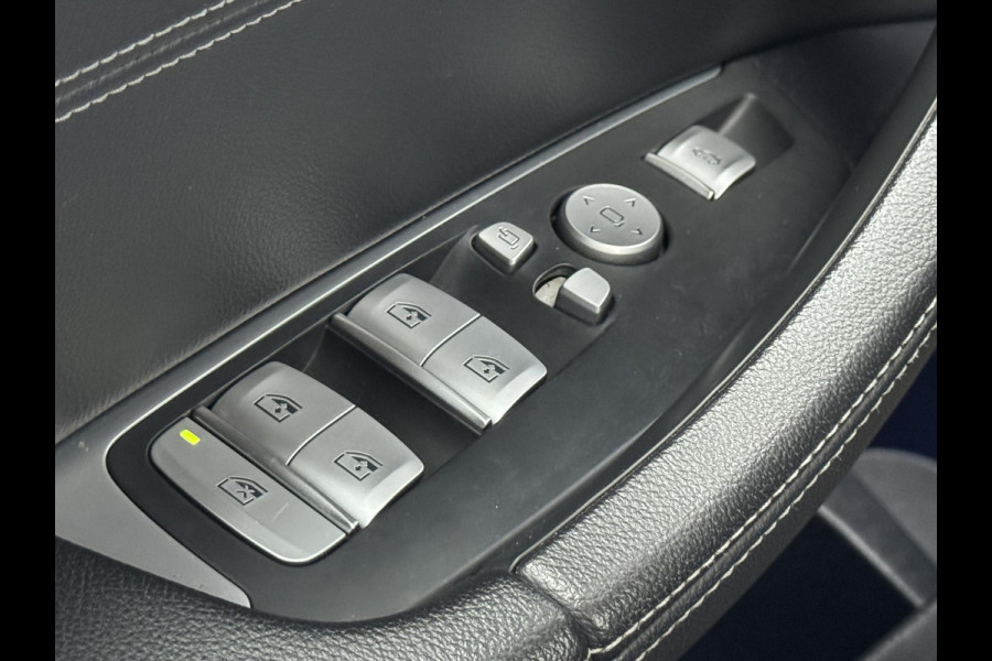 BMW X4 xDrive30i High Executive M Sport Pakket Automaat / Navigatie Professional / Panoramadak / Head-Up Display / Driving Assistant Plus / Innovation Pakket / Leder / M Sportremsysteem / Adaptief Onderstel / 20 Inch