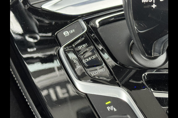 BMW X4 xDrive30i High Executive M Sport Pakket Automaat / Navigatie Professional / Panoramadak / Head-Up Display / Driving Assistant Plus / Innovation Pakket / Leder / M Sportremsysteem / Adaptief Onderstel / 20 Inch