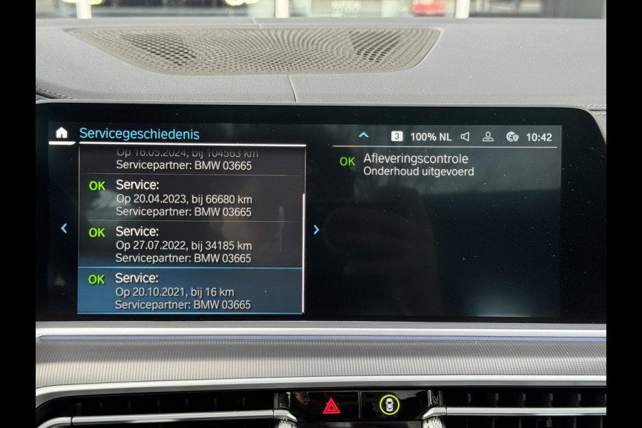 BMW X5 xDrive45e High Executive M Sport Pakket Automaat / Panoramadak / Active Steering / Trekhaak / Head-Up Display / Comfortstoelen / Laserlight / Driving Assistant Professional / 21 Inch / Luchtvering / Hifi / Craftedclarity / Shadow Line / M Sportremsysteem