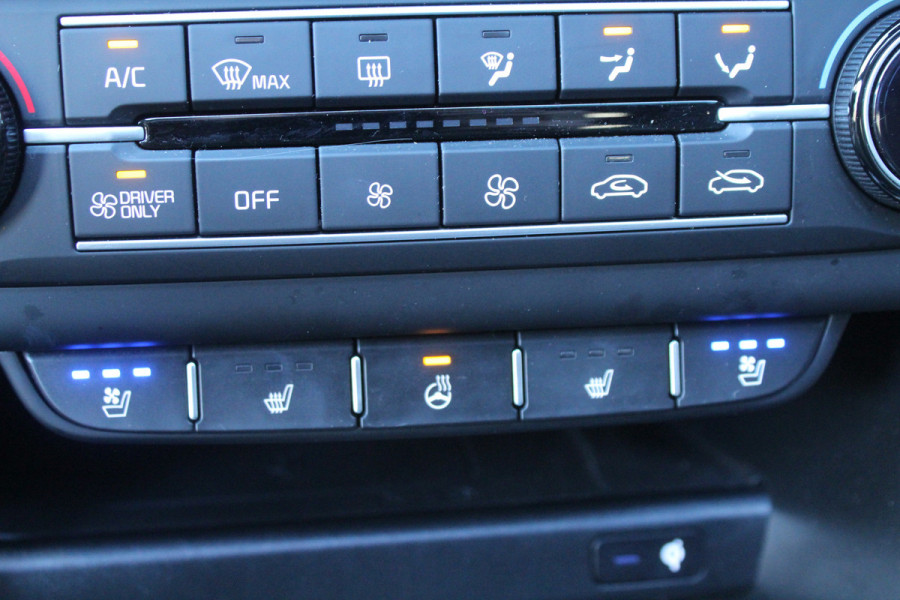 Kia Xceed 1.6 GDi 141pk PHEV ExecutiveLine DCT6 Panoramadak Clima Cruise Navi Camera 18"LMV Leder Afn. Trekhaak