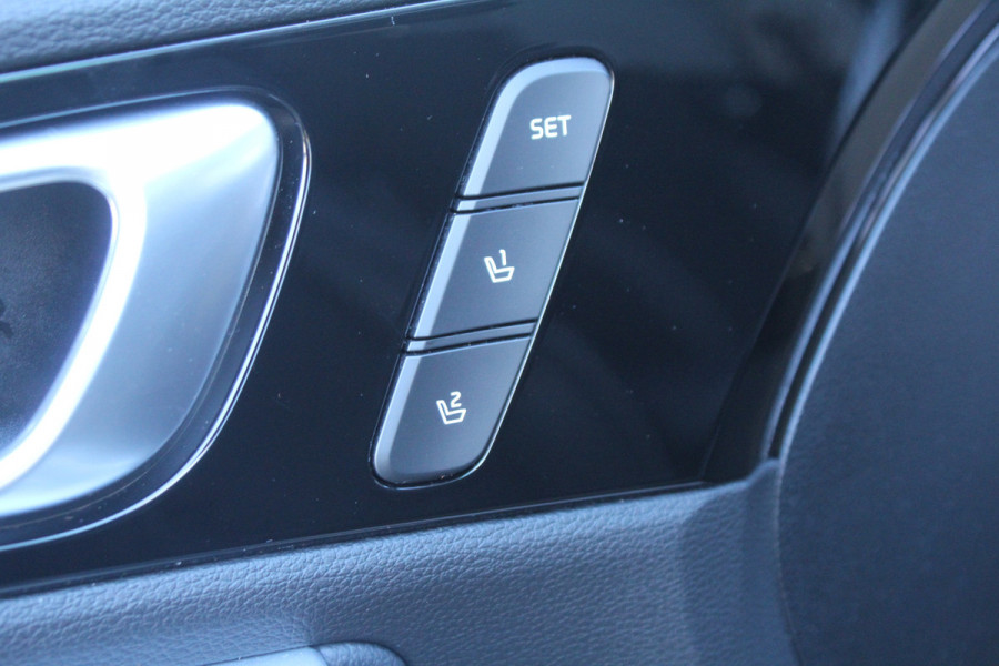 Kia Xceed 1.6 GDi 141pk PHEV ExecutiveLine DCT6 Panoramadak Clima Cruise Navi Camera 18"LMV Leder Afn. Trekhaak