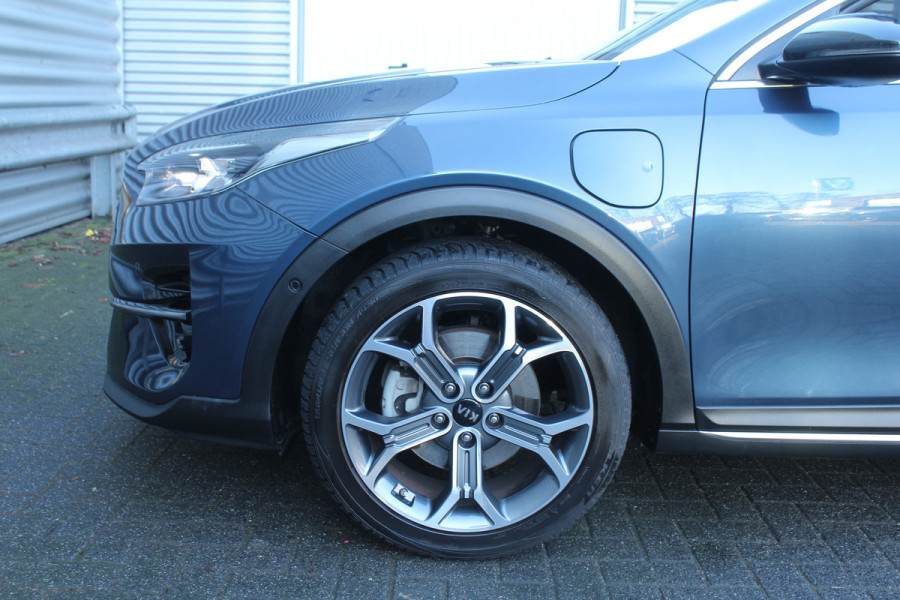 Kia Xceed 1.6 GDi 141pk PHEV ExecutiveLine DCT6 Panoramadak Clima Cruise Navi Camera 18"LMV Leder Afn. Trekhaak