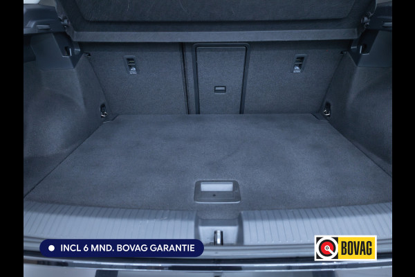 Volkswagen T-Roc 1.5 TSI Sport Plus Executive 150 PK | 18" LMV | Adaptieve Cruise | Navigatie | App. connect| PDC V+A | DAB, Digitaal Active Info Display