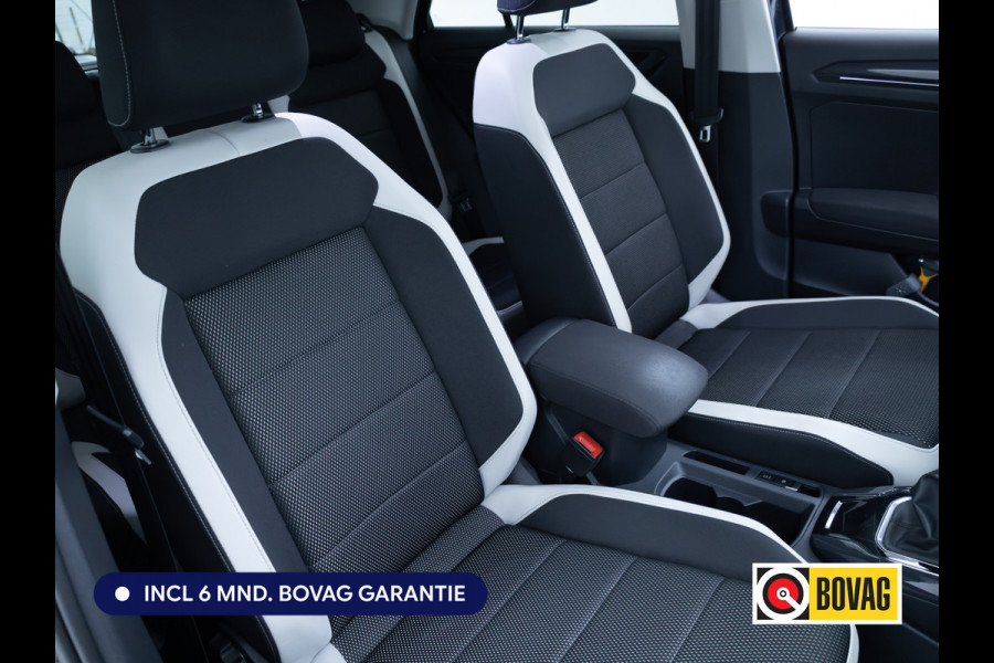 Volkswagen T-Roc 1.5 TSI Sport Plus Executive 150 PK | 18" LMV | Adaptieve Cruise | Navigatie | App. connect| PDC V+A | DAB, Digitaal Active Info Display