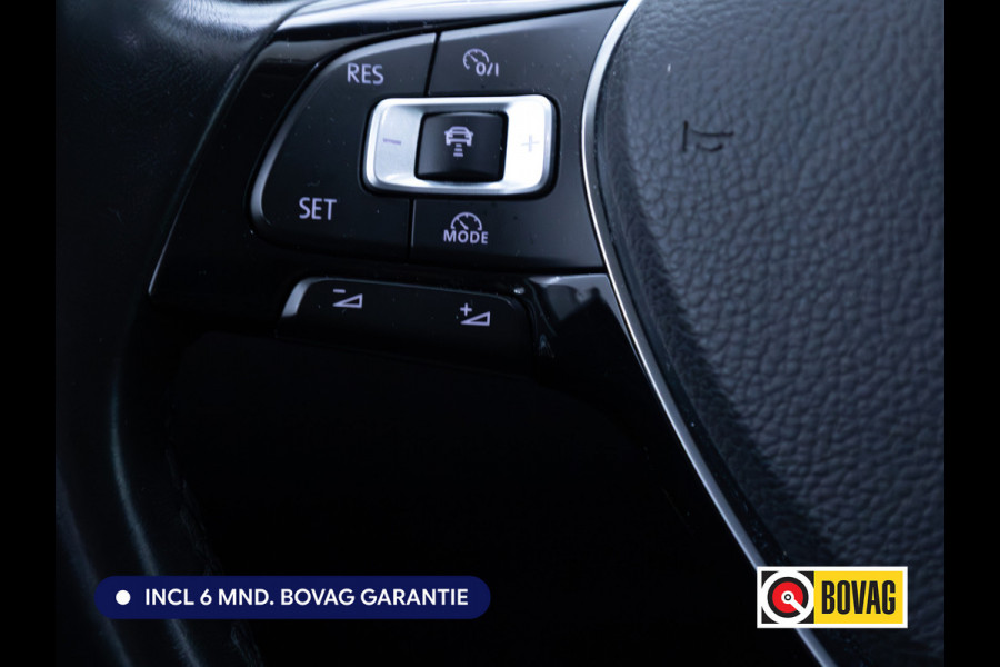 Volkswagen T-Roc 1.5 TSI Sport Plus Executive 150 PK | 18" LMV | Adaptieve Cruise | Navigatie | App. connect| PDC V+A | DAB, Digitaal Active Info Display