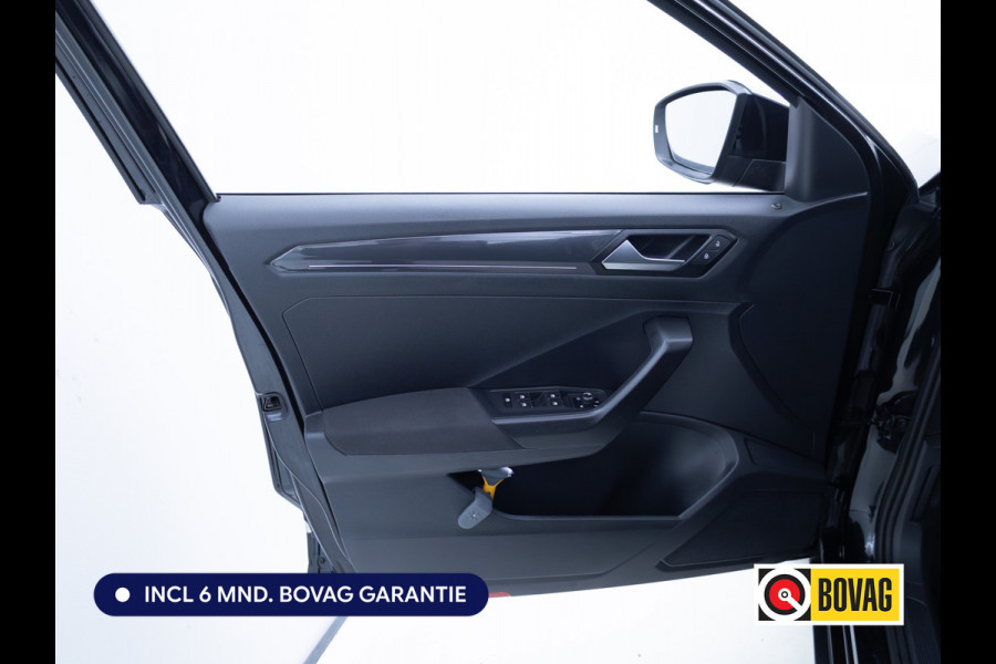 Volkswagen T-Roc 1.5 TSI Sport Plus Executive 150 PK | 18" LMV | Adaptieve Cruise | Navigatie | App. connect| PDC V+A | DAB, Digitaal Active Info Display