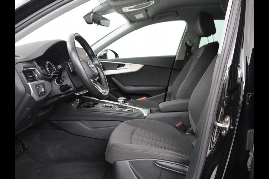 Audi A4 35 TFSI Design | Carplay | 20 inch | Bi-Xenon | Cruise control | Climate control | Audi Sound | Parkeerhulp | Getint glas