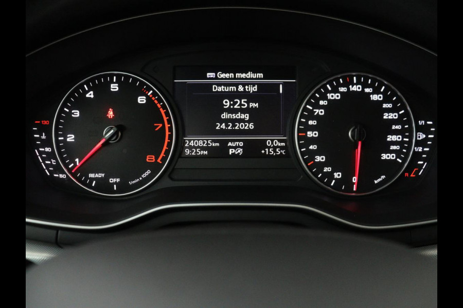 Audi A4 35 TFSI Design | Carplay | 20 inch | Bi-Xenon | Cruise control | Climate control | Audi Sound | Parkeerhulp | Getint glas
