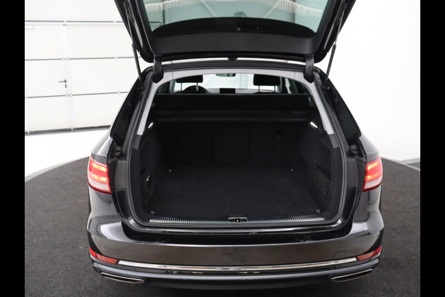 Audi A4 35 TFSI Design | Carplay | 20 inch | Bi-Xenon | Cruise control | Climate control | Audi Sound | Parkeerhulp | Getint glas