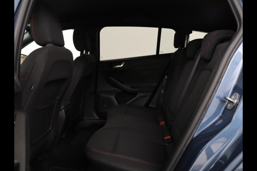 Ford Focus 1.0 EcoBoost Hybrid ST Line X | Stoelverwarming | Adaptive cruise | Carplay | Navigatie | Camera | Keyless | Parkeerhulp | Digital Cockpit