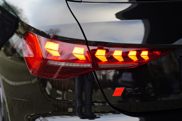 Audi A3 Sportback 2.5 TFSI RS 3 Quattro Panorama | SONOS 3D | Magnetic Ride