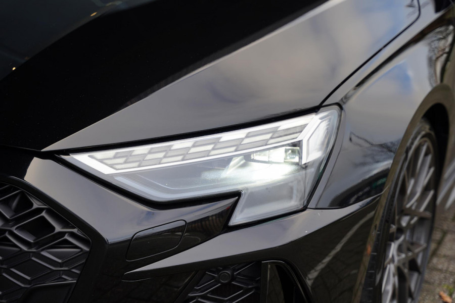 Audi A3 Sportback 2.5 TFSI RS 3 Quattro Panorama | SONOS 3D | Magnetic Ride