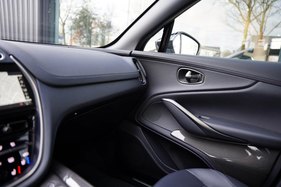 Aston Martin Dbx 4.0 V8 707 GERESERVEERD