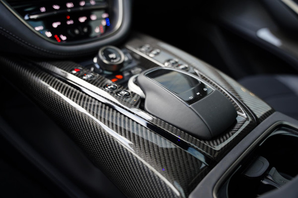 Aston Martin Dbx 4.0 V8 707 GERESERVEERD