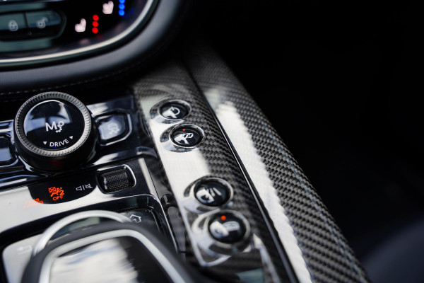 Aston Martin Dbx 4.0 V8 707 GERESERVEERD