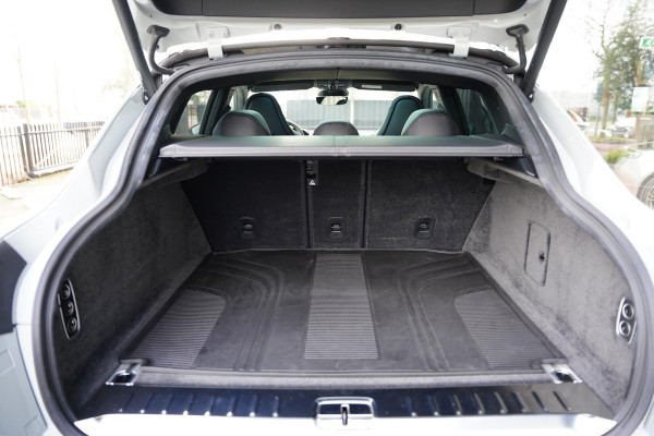 Aston Martin Dbx 4.0 V8 707 GERESERVEERD