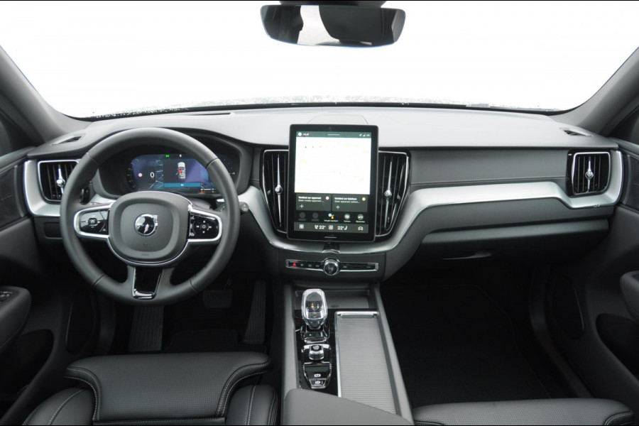 Volvo XC60 T8 455PK Automaat AWD Ultra Black Edition / Luchtvering / stoelmassage - en ventilatie / Adaptieve cruise control / Harman Kardon / BLIS / Panoramadak / Apple carplay / Parkeersensoren met 360 camera / Elektrisch bedienbare achterklep / Elektrisch verstelbare voorstoelen met geheugen / Stoel en stuurwielverwarming / 21” velgen / Getinte ramen vanaf de B-stijl
