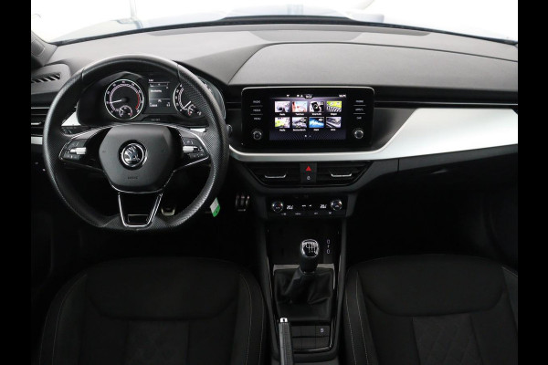 Škoda Kamiq 1.0 TSI Sport | Trekhaak | Sportstoelen | Carplay | Climate control | Parkeerhulp | Cruise control | Full LED | Sportstuur | Bluetooth