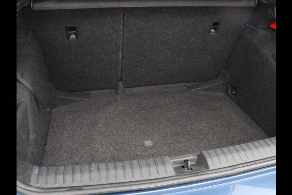 Škoda Kamiq 1.0 TSI Sport | Trekhaak | Sportstoelen | Carplay | Climate control | Parkeerhulp | Cruise control | Full LED | Sportstuur | Bluetooth