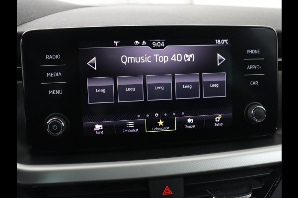 Škoda Kamiq 1.0 TSI Sport | Trekhaak | Sportstoelen | Carplay | Climate control | Parkeerhulp | Cruise control | Full LED | Sportstuur | Bluetooth