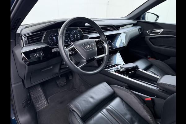 Audi e-tron 55 Quattro 95kWh PanoDak Camera Zijdes Laden Adap.Cruise Trekhaak Navi Ecc Leder Business Edition Plus SOH 91% Elek.Stoelen+Verwarmd Keyless Rijstrooksensor AWD 4WD Elek.Achterklep 1e Eigenaar Origineel Nederlandse Auto Dealeronderhouden