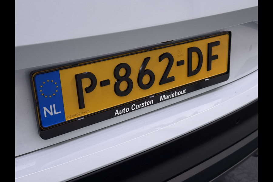 Škoda ENYAQ iV 80 First Edition HighLuxus Soh92% Pano-Dak Elektr.Trekhaak *BOMVOL € 63.000 nieuw!* 21"lm Full-Led 360-Camera Adaptive-Cruise Na Warmtepomp Adaptief onderstel+Dynamisch-onderstel/Stuur Airco-autom 3-zones E-call Chroom-Dakrail Head-Up-Display Smartlink Edition High 1.000kg trekvermogen