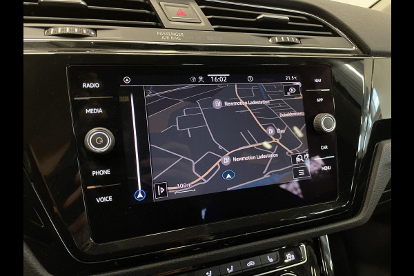 Volkswagen Touran 1.5 TSI DSG Highline | Navigatie | Parkeersensoren | Cruise Control | Blind Spot Assist | Stoelverwarming | ErgoActive stoelen | Climate Control