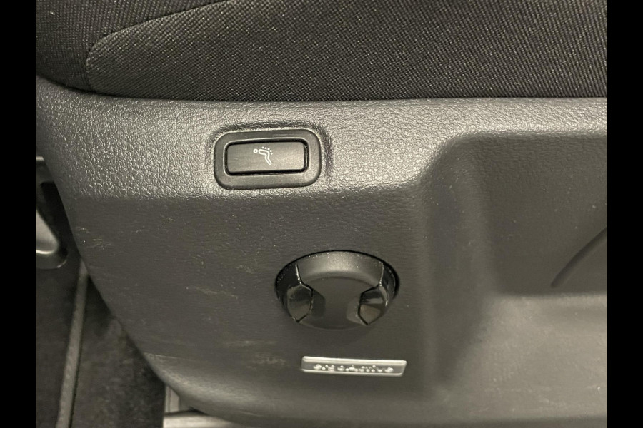 Volkswagen Touran 1.5 TSI DSG Highline | Navigatie | Parkeersensoren | Cruise Control | Blind Spot Assist | Stoelverwarming | ErgoActive stoelen | Climate Control