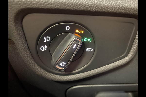 Volkswagen Touran 1.5 TSI DSG Highline | Navigatie | Parkeersensoren | Cruise Control | Blind Spot Assist | Stoelverwarming | ErgoActive stoelen | Climate Control