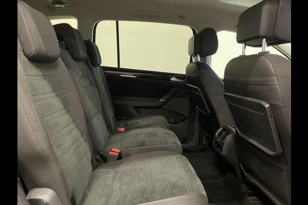 Volkswagen Touran 1.5 TSI DSG Highline | Navigatie | Parkeersensoren | Cruise Control | Blind Spot Assist | Stoelverwarming | ErgoActive stoelen | Climate Control