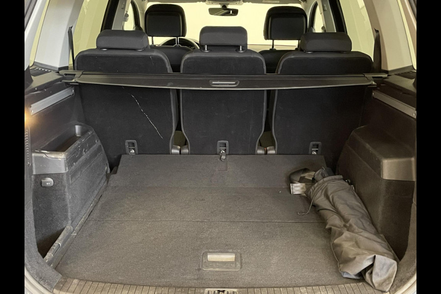 Volkswagen Touran 1.5 TSI DSG Highline | Navigatie | Parkeersensoren | Cruise Control | Blind Spot Assist | Stoelverwarming | ErgoActive stoelen | Climate Control