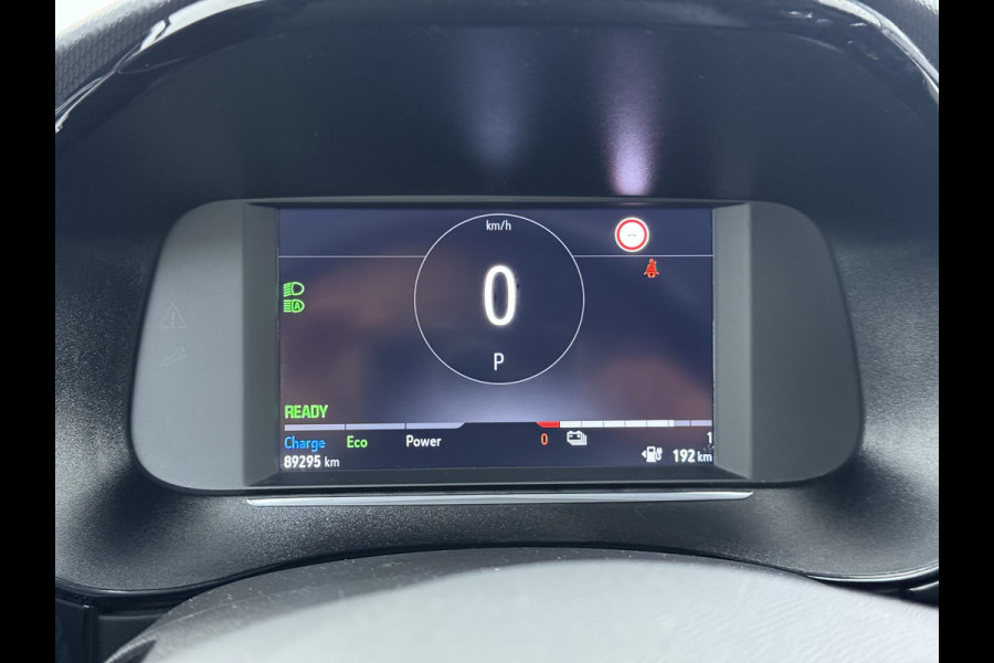 Opel CORSA-E 50kWh 3 Fase laden Warmtepomp Navi 360°Camera Two-Tone Lak Ecc Edition+ Stoel+Stuur-Verwarmd Parkeer Pack Pdc DAB Lmv 16" Privacy Glas Led Isofix Regen-Lichtsensor LaneAssist Origineel Nederlandse Auto SOH 89% Zeer compleet!