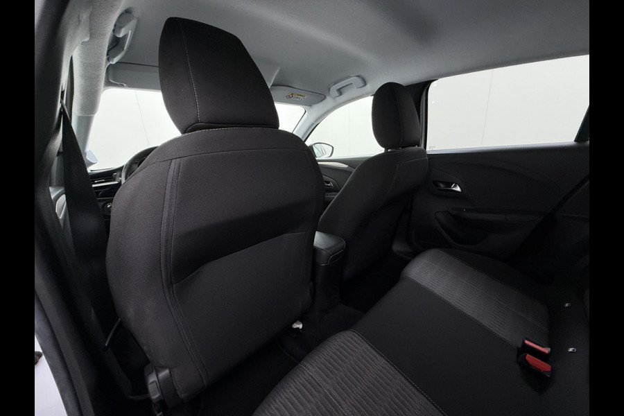 Opel CORSA-E 50kWh 3 Fase laden Warmtepomp Navi 360°Camera Two-Tone Lak Ecc Edition+ Stoel+Stuur-Verwarmd Parkeer Pack Pdc DAB Lmv 16" Privacy Glas Led Isofix Regen-Lichtsensor LaneAssist Origineel Nederlandse Auto SOH 89% Zeer compleet!