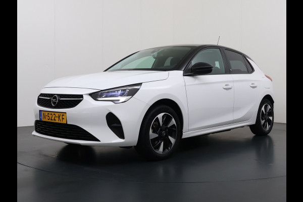Opel CORSA-E 50kWh 3 Fase laden Warmtepomp Navi 360°Camera Two-Tone Lak Ecc Edition+ Stoel+Stuur-Verwarmd Parkeer Pack Pdc DAB Lmv 16" Privacy Glas Led Isofix Regen-Lichtsensor LaneAssist Origineel Nederlandse Auto SOH 89% Zeer compleet!