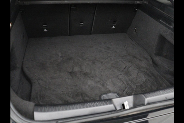 Mercedes-Benz CLA-Klasse Shooting Brake 250e AMG | Adaptive cruise | Stoelverwarming | Carplay | Widescreen | Leder/Alcantara | Navigatie | Camera | Park Assist | PHEV | Plug In
