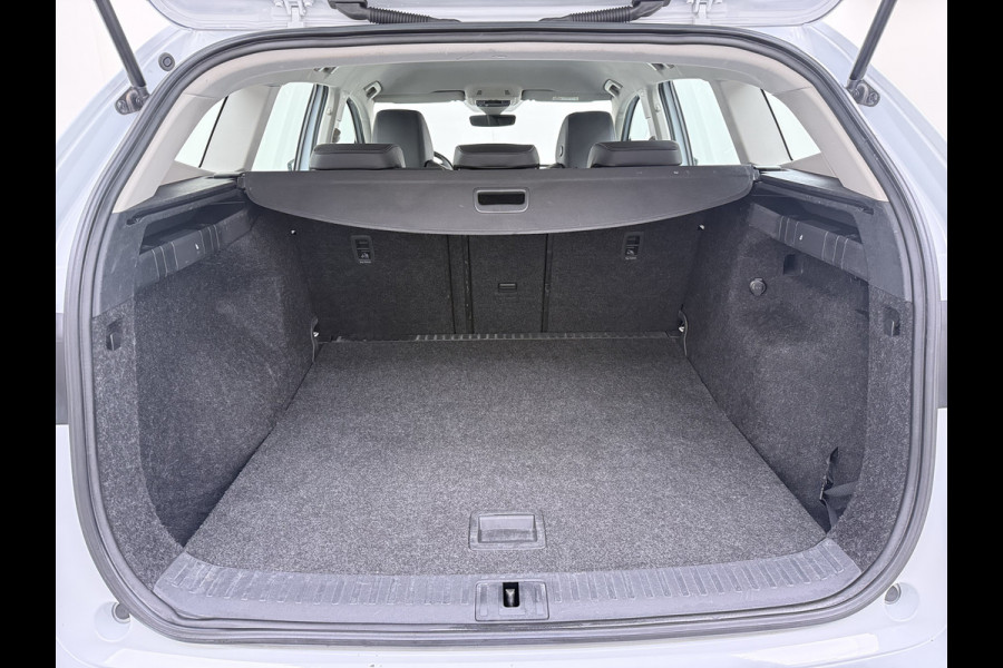 Škoda ENYAQ iV 80 Leder Elek.Stoel+Memory Adap.Cruise Head-Up Display Assistentie Pakket Camera Navi Ecc Stuurverwarming Pdc SOH 88% Matrix-Led Lmv Apple Carplay Android Auto Keyless Rijstrooksensor Dodehoek detectie File Zeer compleet!