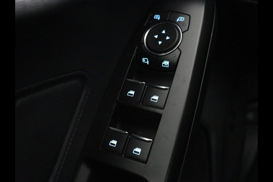 Ford Focus 1.0 EcoBoost ST Line | Automaat | Stoelverwarming | Adaptive cruise | B&O Sound | Carplay | Full LED | Camera | Navigatie | Airco | Bluetooth