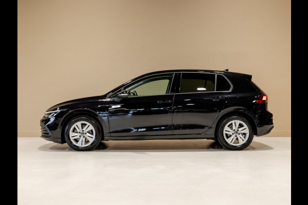 Volkswagen Golf 1.0 TSI Life / 110pk / Cruise / Airco / Klimaatregeling / Navigatie / Apple Carplay