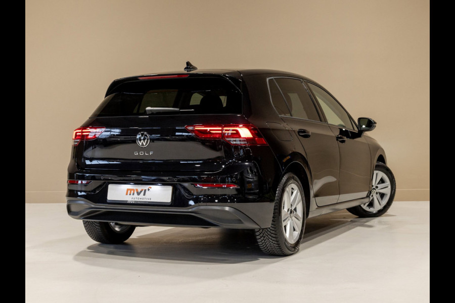 Volkswagen Golf 1.0 TSI Life / 110pk / Cruise / Airco / Klimaatregeling / Navigatie / Apple Carplay