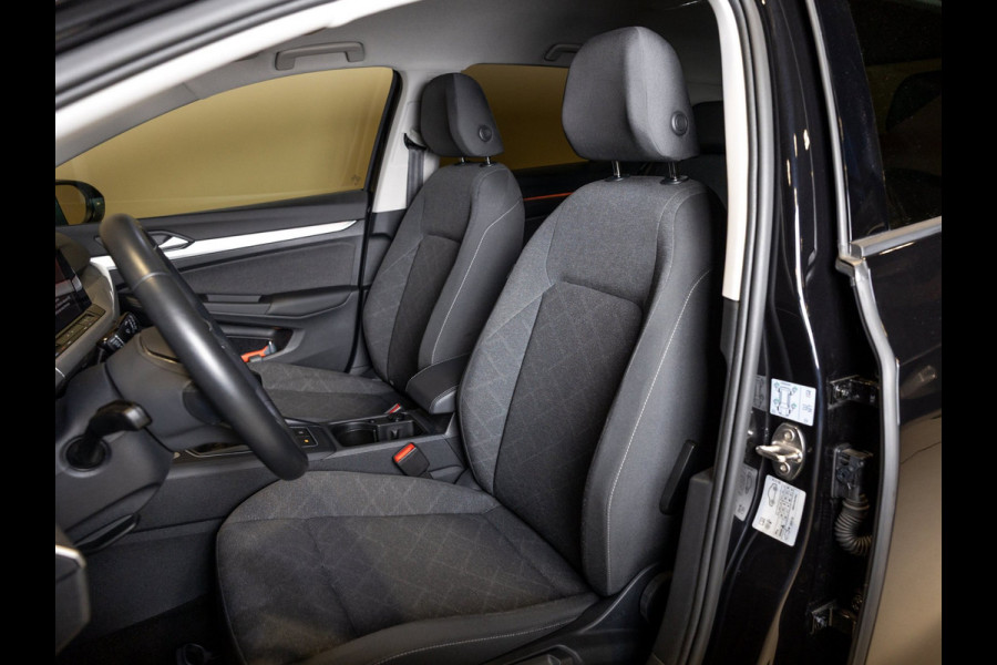 Volkswagen Golf 1.0 TSI Life / 110pk / Cruise / Airco / Klimaatregeling / Navigatie / Apple Carplay